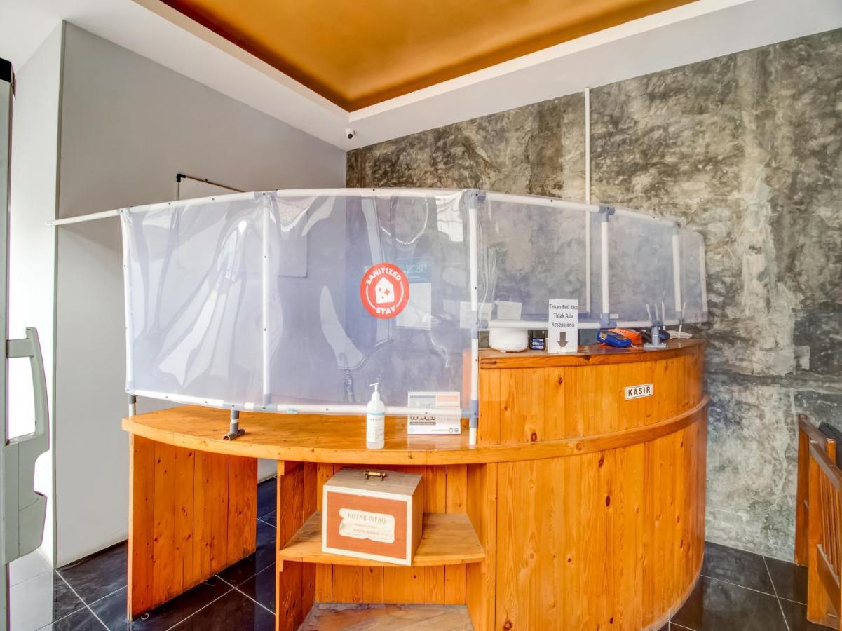 Oyo 3750 Elder Guest House Бандунг Екстериор снимка