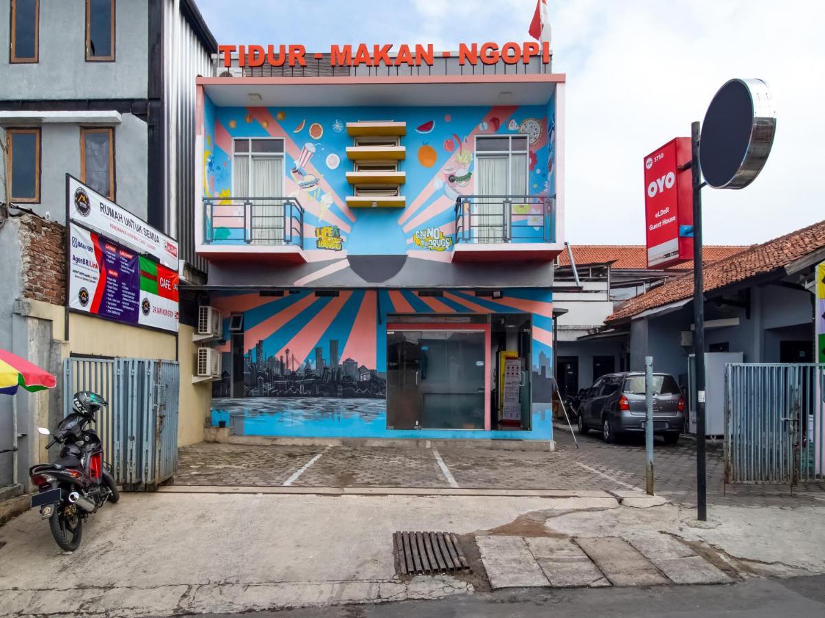 Oyo 3750 Elder Guest House Бандунг Екстериор снимка