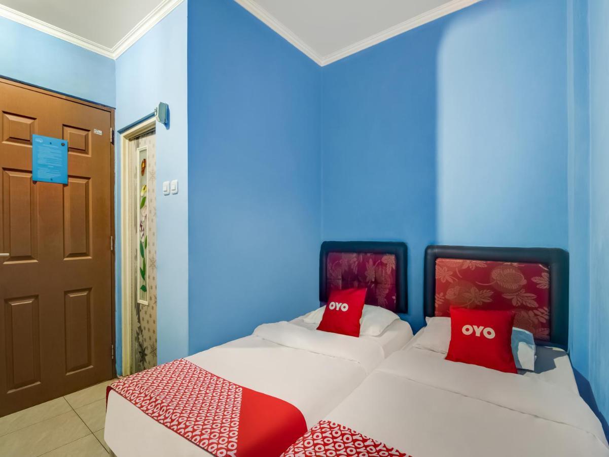 Oyo 3750 Elder Guest House Бандунг Екстериор снимка