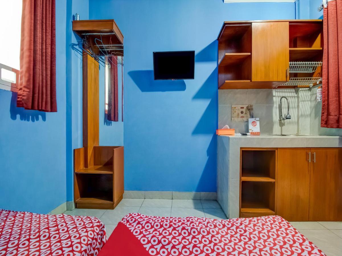 Oyo 3750 Elder Guest House Бандунг Екстериор снимка